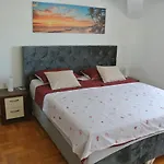 Apartments Bobi