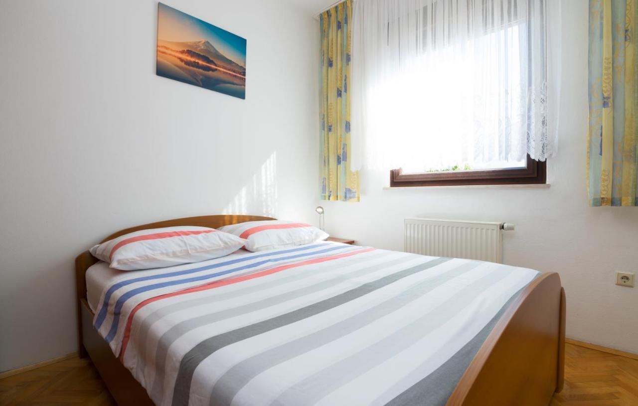 Apartment Bobi *
